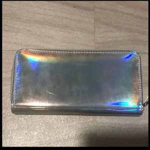 Holographic Wallet